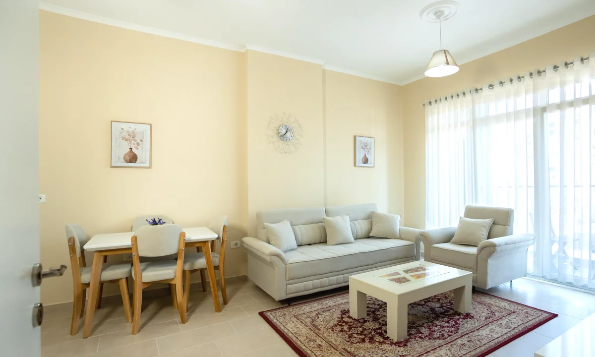 Shtepi me qera Apartament ne Tirane, 1+1, Mobilimi E mobiluar, Pagesa 800  Euro.