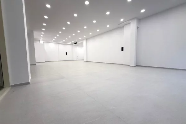 Business Property in Sale 1+1 in Tirana - 1,164,000 Euro