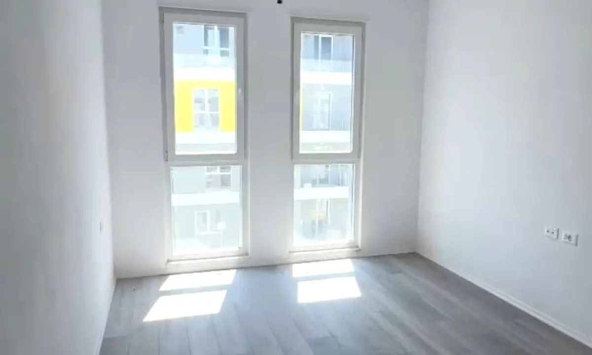 Appartamento in vendita a Tirana 2+1, Vuoto