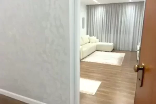 Shtepi ne shitje Apartament ne Tirane, 1+1, Mobilimi E mobiluar, Pagesa 118,000  Euro.