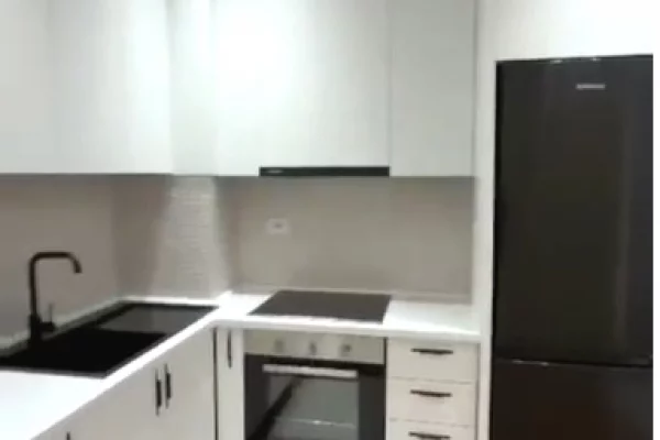 Shtepi ne shitje Apartament ne Tirane, 1+1, Mobilimi E mobiluar, Pagesa 118,000  Euro.