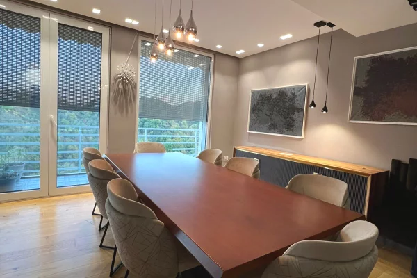 Duplex (casa a 2 piani) in affitto a Tirana 3+1, Arredato