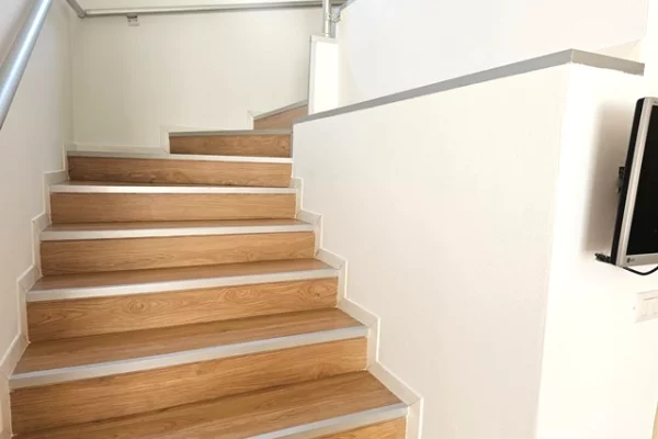 Shtepi me qera Vila Luksoze ne Tirane, 4+1, Mobilimi E mobiluar, Pagesa 2,500  Euro.