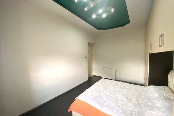 Appartamento in vendita a Tirana 2+1, Arredato