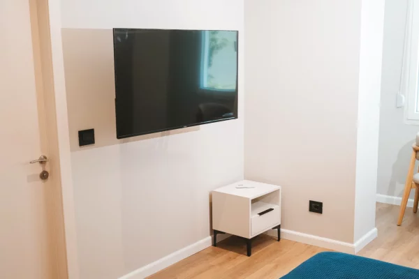 Shtepi me qera Apartament ne Tirane, Garsoniere, Mobilimi E mobiluar, Pagesa 110,000  Leke.