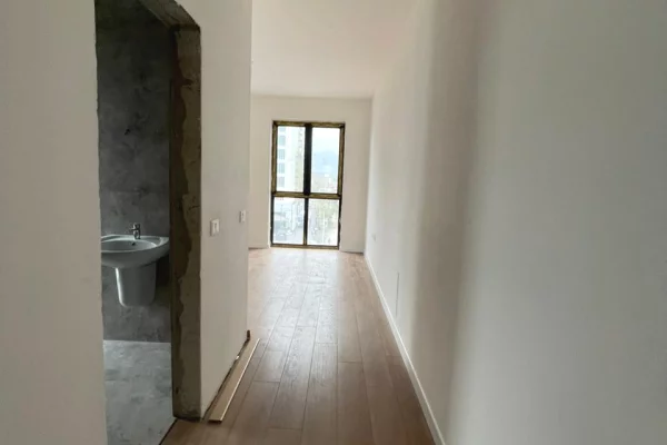 Appartamento in vendita a Tirana 2+1, Vuoto