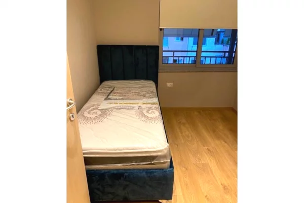 Appartamento in vendita a Tirana 2+1, Arredato