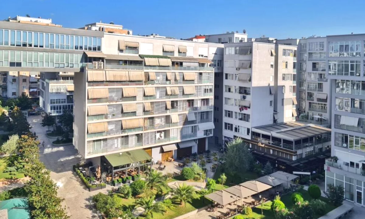 Shtepi ne shitje Apartament ne Tirane, 2+1, Mobilimi E mobiluar, Pagesa 327,600  Euro.