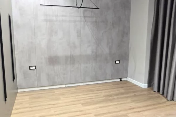 Appartamento in vendita a Tirana 2+1, Arredato