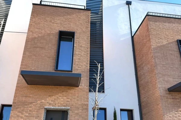 Duplex (casa a 2 piani) in vendita a Tirana 3+1, Vuoto