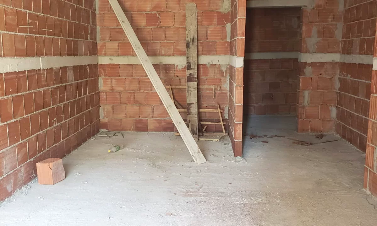 Appartamento in vendita a Tirana 2+1, Vuoto