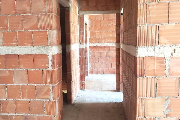 Appartamento in vendita a Tirana 2+1, Vuoto