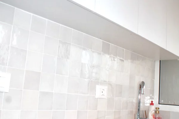 Shtepi ne shitje Apartament ne Tirane, 2+1, Mobilimi E mobiluar, Pagesa 250,000  Euro.