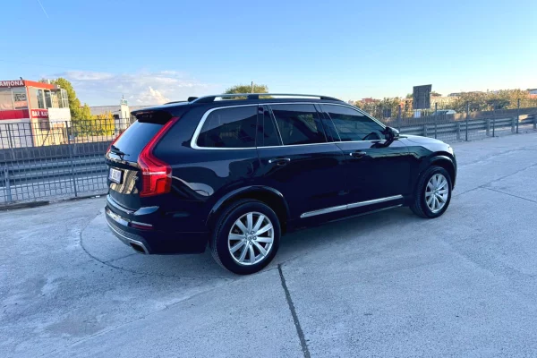 Auto in Vendita a Tirana, Volvo, 2017 Diesel,Kambio Automatik Pagamento 25,000  Euro.