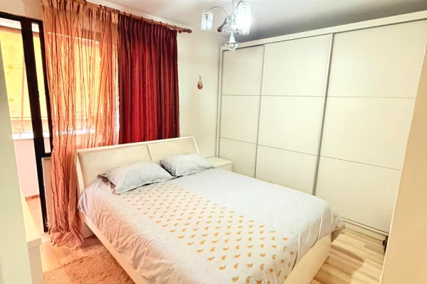 Shtepi me qera Apartament ne Tirane, 2+1, Mobilimi E mobiluar, Pagesa 650  Euro.