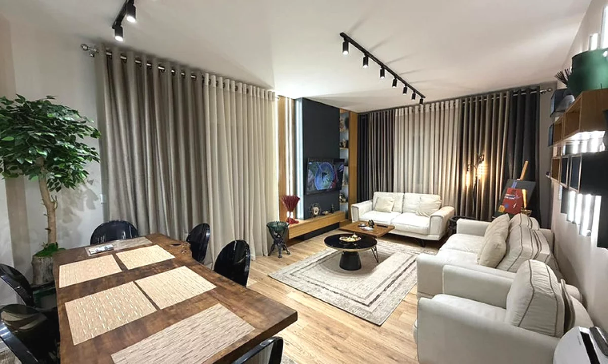 Appartamento in affitto a Tirana 2+1, Arredato