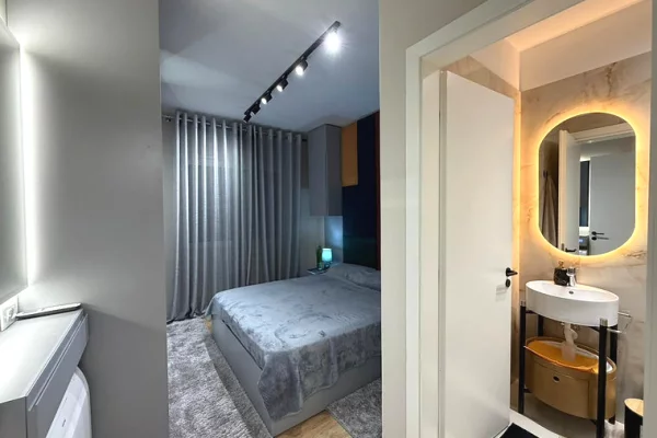 Appartamento in affitto a Tirana 2+1, Arredato