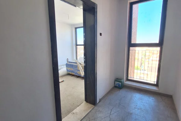 Appartamento in vendita a Tirana 1+1, Vuoto