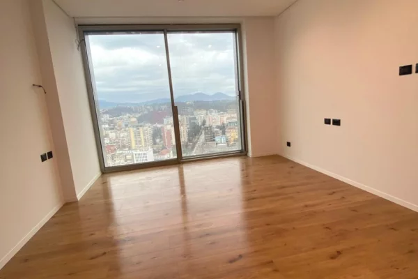 Ambient biznesi me qera 3+1 ne Tirane - 3,000 Euro
