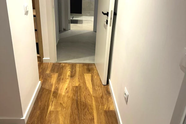 Shtepi me qera Vila Luksoze ne Tirane, 3+1, Mobilimi E mobiluar, Pagesa 3,400  Euro.