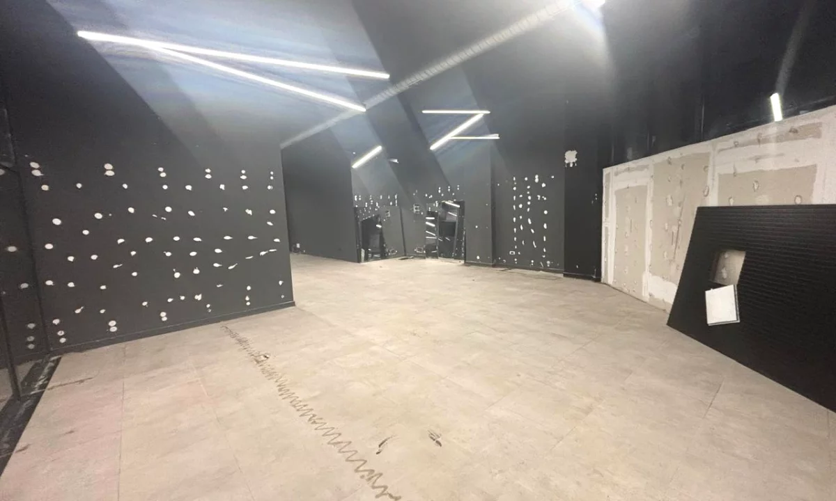 🚀Ambient Biznesi me Qira te Bulevardi Zogu I –200 m2 –Kati 0🚀