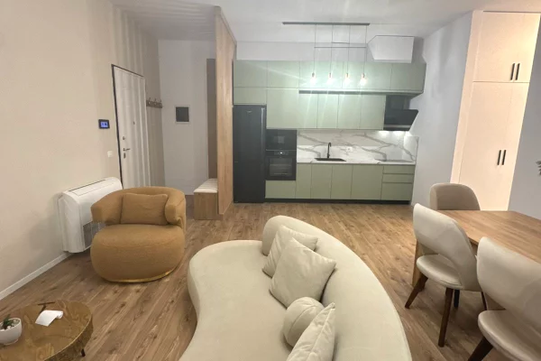 House for Rent 2+1 in Tirana - 1,200 Euro