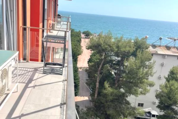 Shtepi ne shitje Apartament ne Lezhe, 1+1, Mobilimi Bosh, pa mobiluar, Pagesa 117,000  Euro.