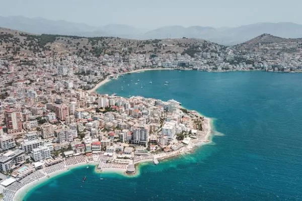 Shtepi ne shitje Apartament ne Vlore, 1+1, Mobilimi Bosh, pa mobiluar, Pagesa 149,350  Euro.