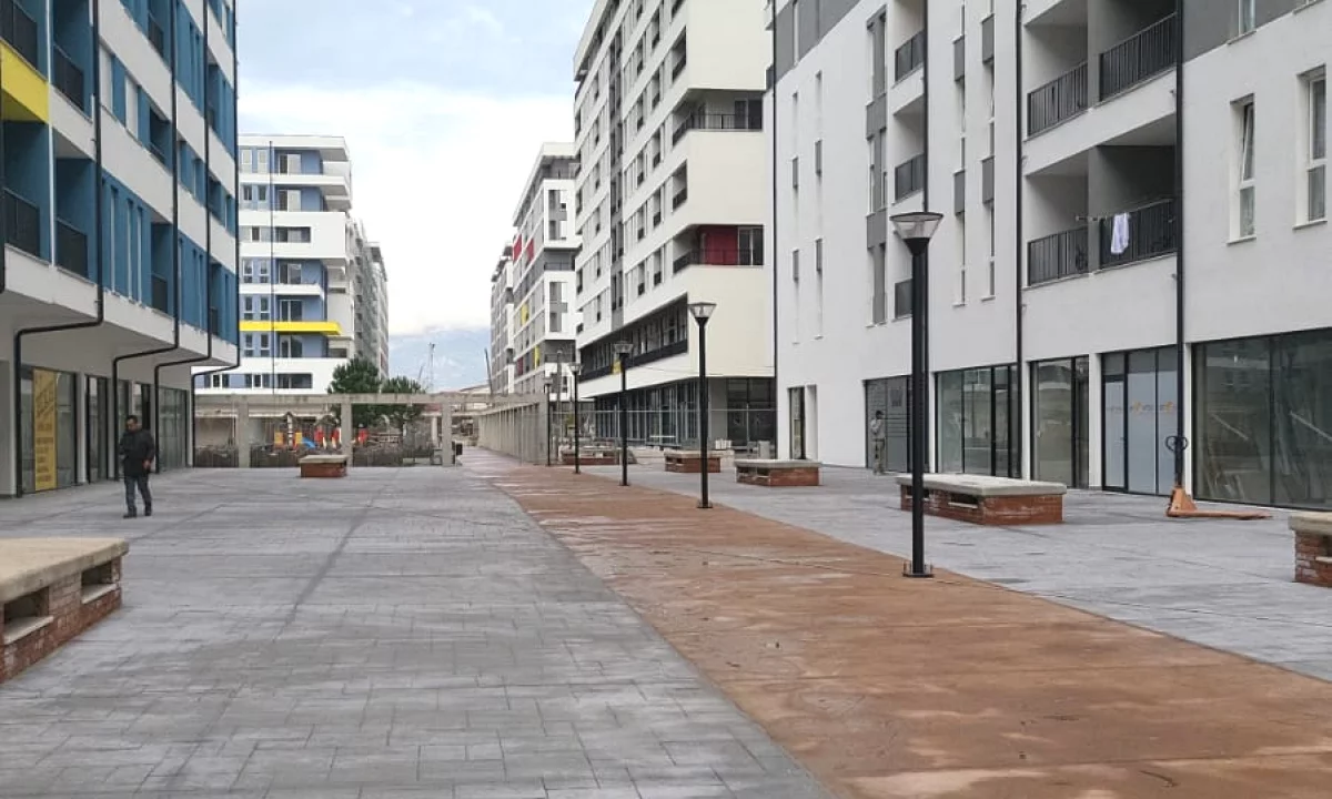 Appartamento in vendita a Tirana 2+1, Vuoto