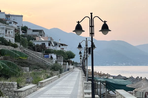 Terreno in vendita a Valona - 300,000 Euro