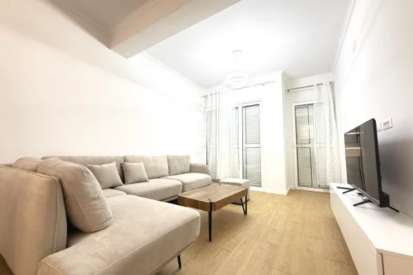Shtepi me qera Apartament ne Tirane, 2+1, Mobilimi E mobiluar, Pagesa 800  Euro.