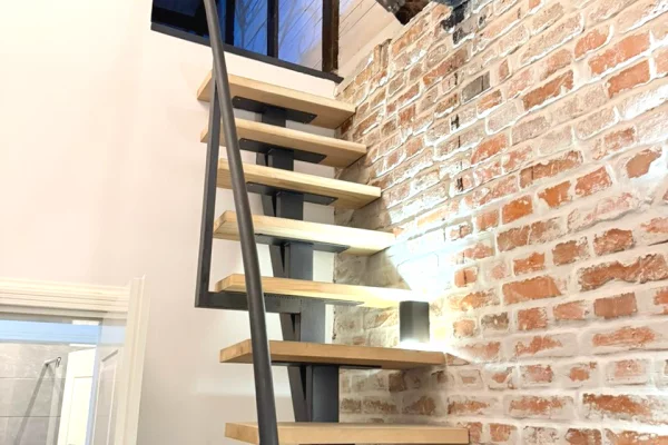 Shtepi me qera Shtepi Private ne Tirane, 2+1, Mobilimi E mobiluar, Pagesa 1,300  Euro.