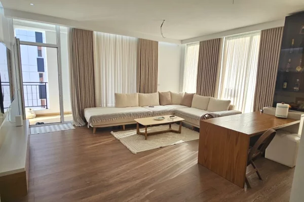 Appartamento in vendita a Tirana 3+1, Arredato