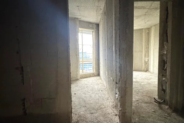 Appartamento in vendita a Tirana 2+1, Vuoto