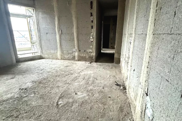 Appartamento in vendita a Tirana 2+1, Vuoto