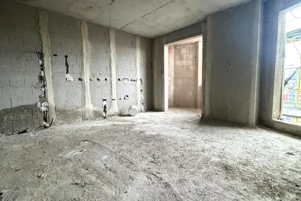 Appartamento in vendita a Tirana 2+1, Vuoto