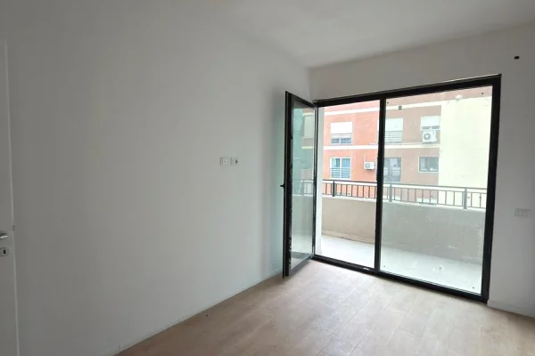 Apartment for sale in Tirana 1+1, Emty