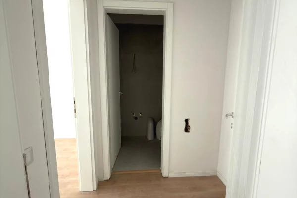 Apartment for sale in Tirana 1+1, Emty