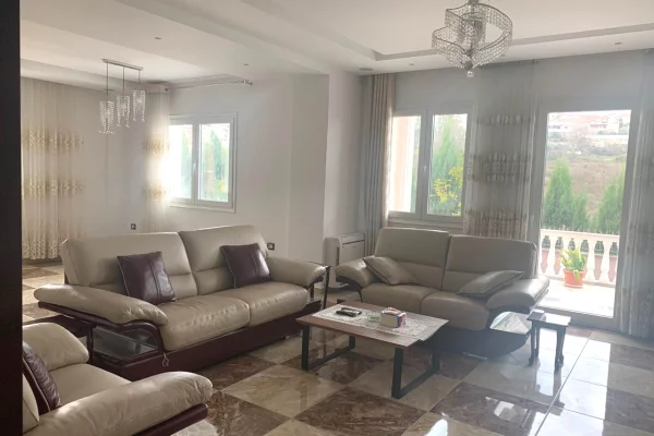 Luxury villas for sale in Tirana 7+1, Furnished