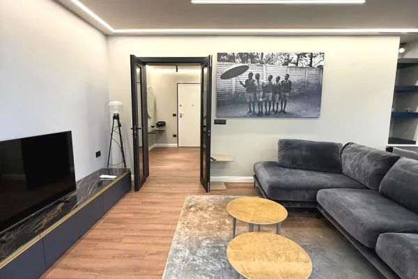 Shtepi ne shitje Apartament ne Tirane, 3+1, Mobilimi E mobiluar, Pagesa 500,000  Euro.