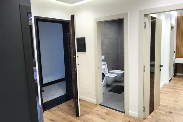 Appartamento in affitto a Tirana 2+1, Arredato