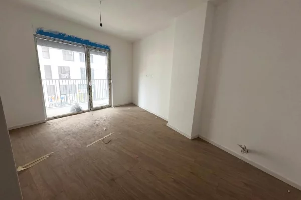 Shtepi ne shitje Apartament ne Tirane, 2+1, Mobilimi Bosh, pa mobiluar, Pagesa 205,800  Euro.