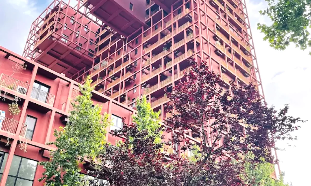 Shtepi ne shitje Apartament ne Tirane, 2+1, Mobilimi E mobiluar, Pagesa 481,000  Euro.