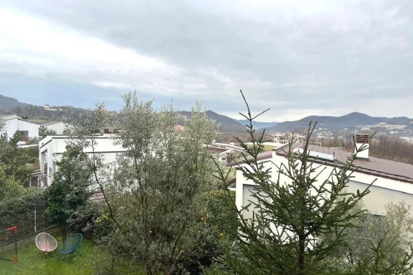 Shtepi me qera Apartament ne Tirane, 2+1, Mobilimi E mobiluar, Pagesa 1,500  Euro.