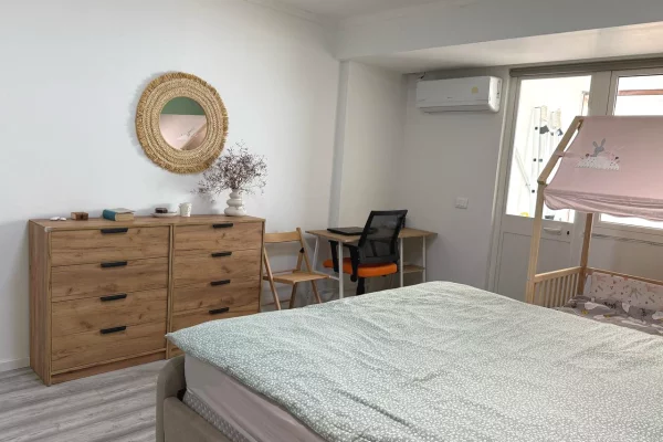 Shtepi ne shitje Apartament ne Durres, 2+1, Mobilimi E mobiluar, Pagesa 150,000  Euro.