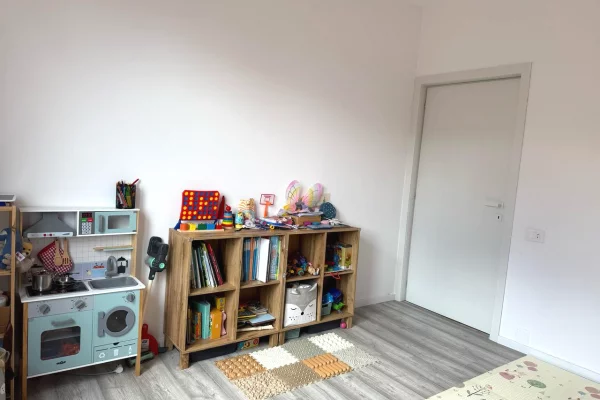 Shtepi ne shitje Apartament ne Durres, 2+1, Mobilimi E mobiluar, Pagesa 150,000  Euro.