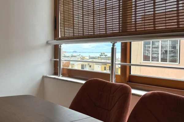 Shtepi ne shitje Apartament ne Durres, 2+1, Mobilimi E mobiluar, Pagesa 150,000  Euro.
