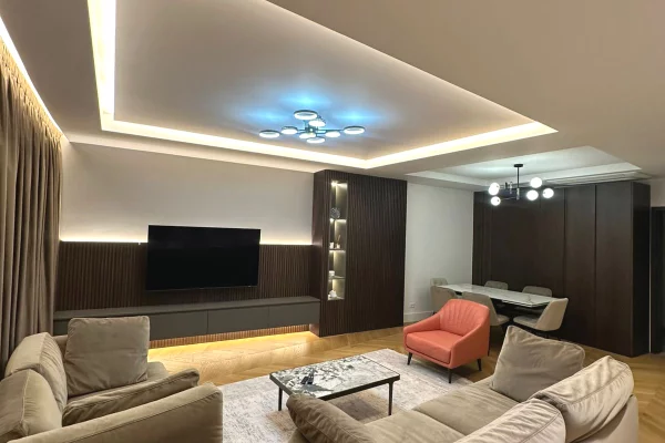 Shtepi ne shitje Apartament ne Tirane, 2+1, Mobilimi E mobiluar, Pagesa 800,000  Euro.