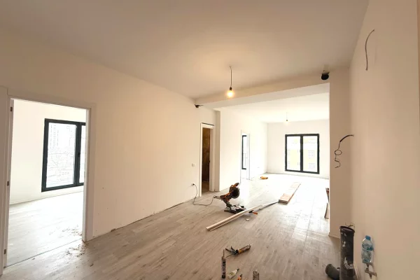 ☄️Jepet apartament me qira per Zyre te Rruga e Barrikadave, Tirane📍