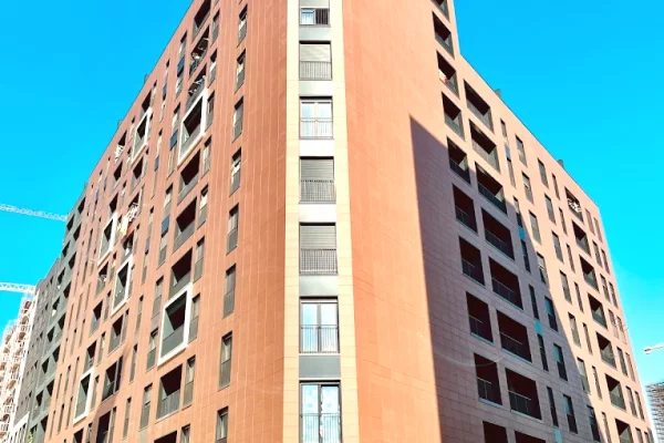 Shtepi ne shitje Apartament ne Tirane, 2+1, Mobilimi Bosh, pa mobiluar, Pagesa 205,200  Euro.